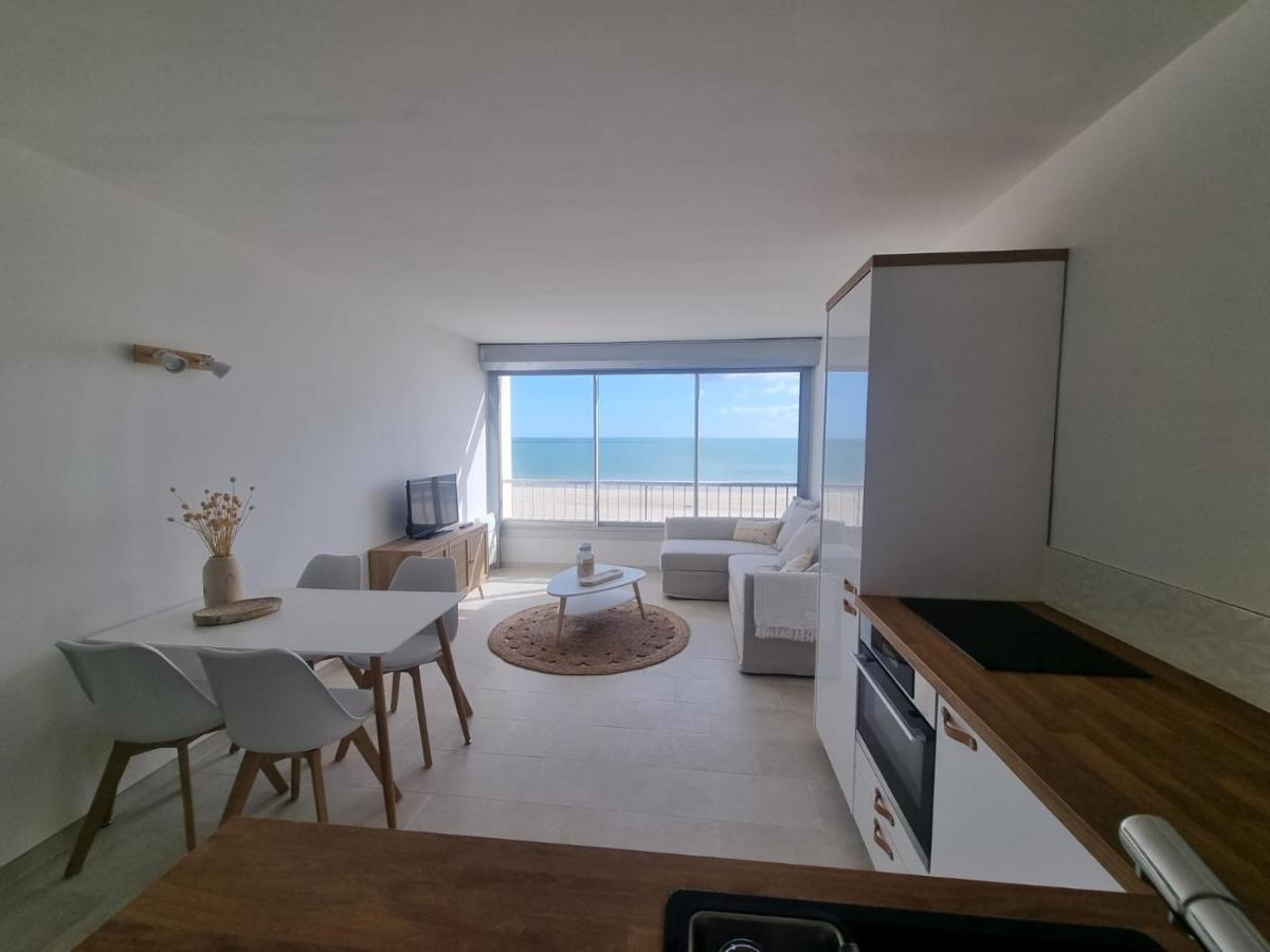 Superbe Studio Renove Les Pieds Dans L'Eau! Marseillan  Exterior photo